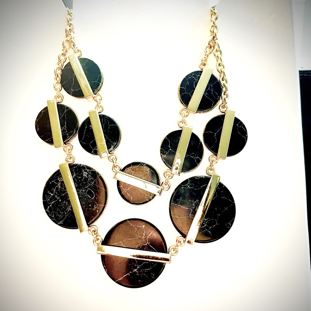 Joyus black stone necklace